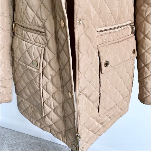 Calvin Klein Quilted Jacket with Detachable Hood - Picture 4 of 8